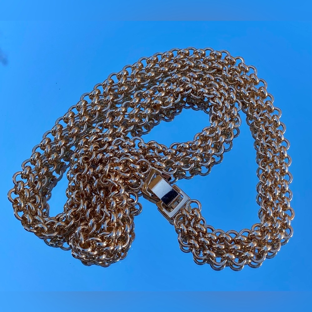 NWOT Elegant Gold plated 18k Chain Necklace - Picture 3 of 17